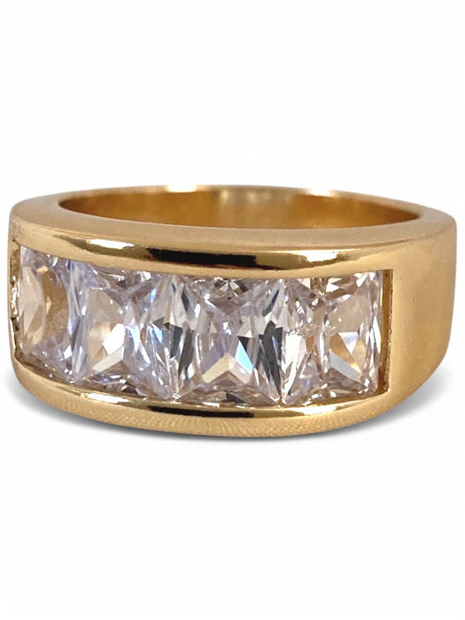 The Gaudy Ring