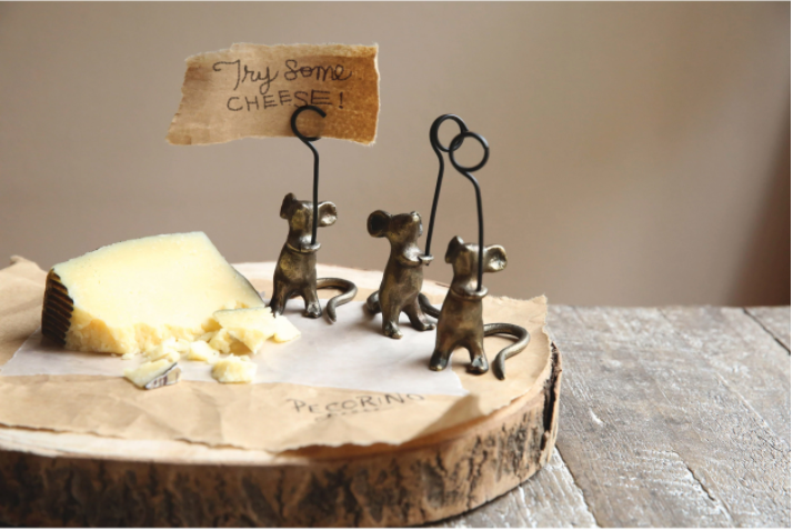 Cast Iron Mouse Card Holder
